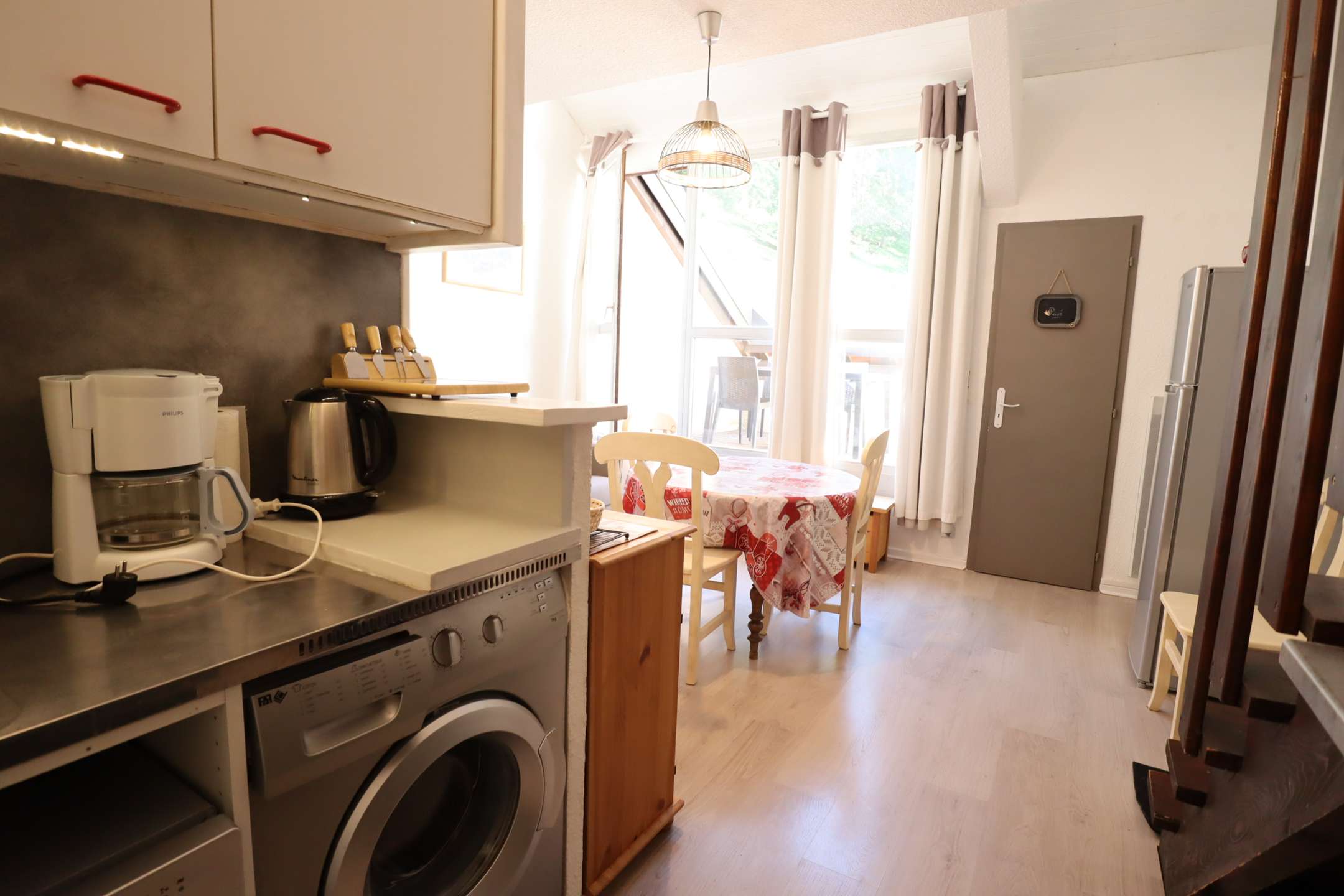 DUPLEX TRES AGREABLE, LUMINEUX ET BIEN EQUIPE POUR 4 A 6 PERSONNES. Classé **