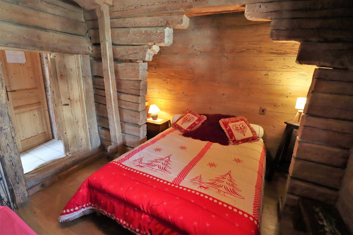 Vue surplombant le hameau Planay, chalet 6 personnes classé 2 étoiles, plein sud