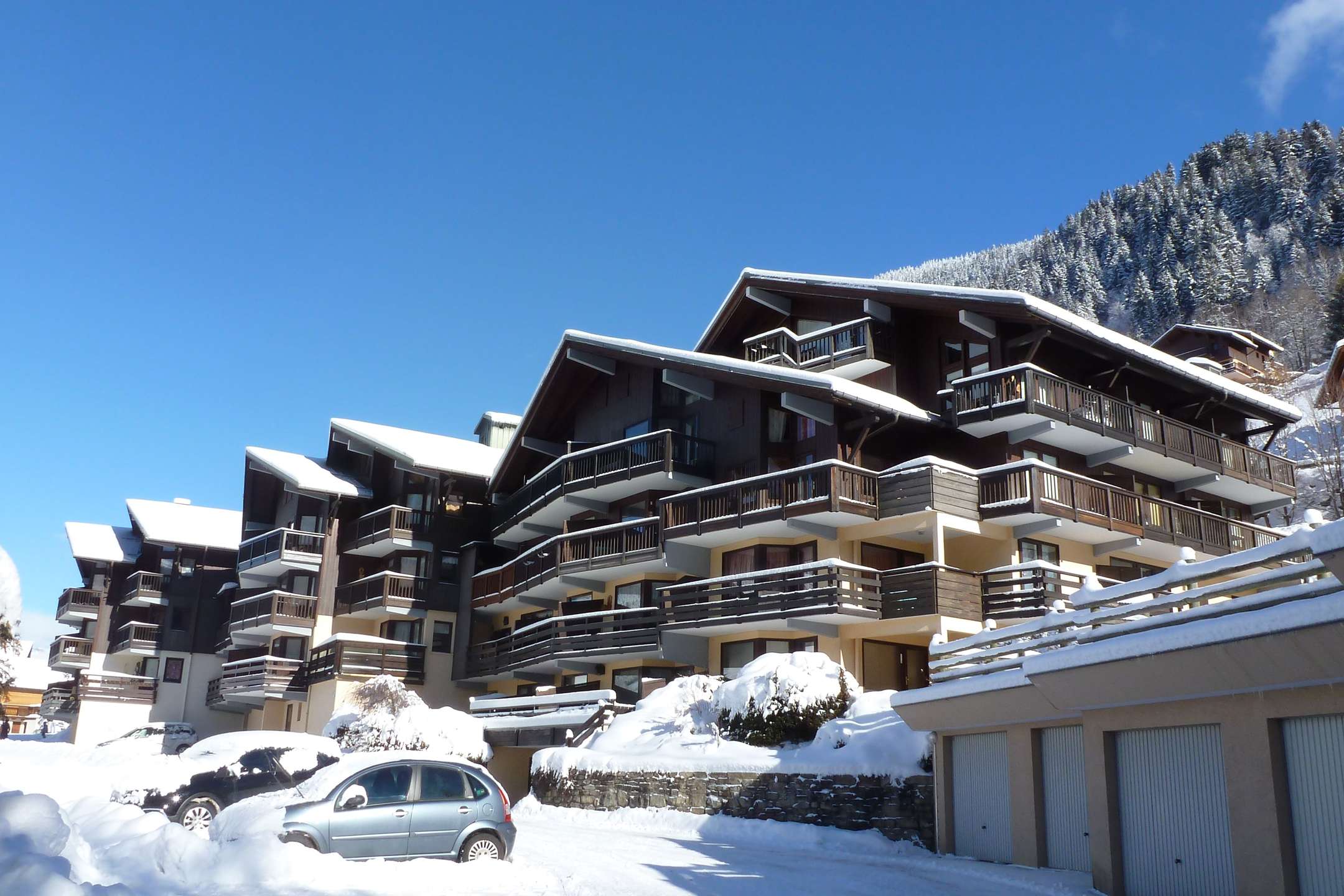 T2 appartement de 40m² classé en 2 étoiles en rez de jardin surélevé