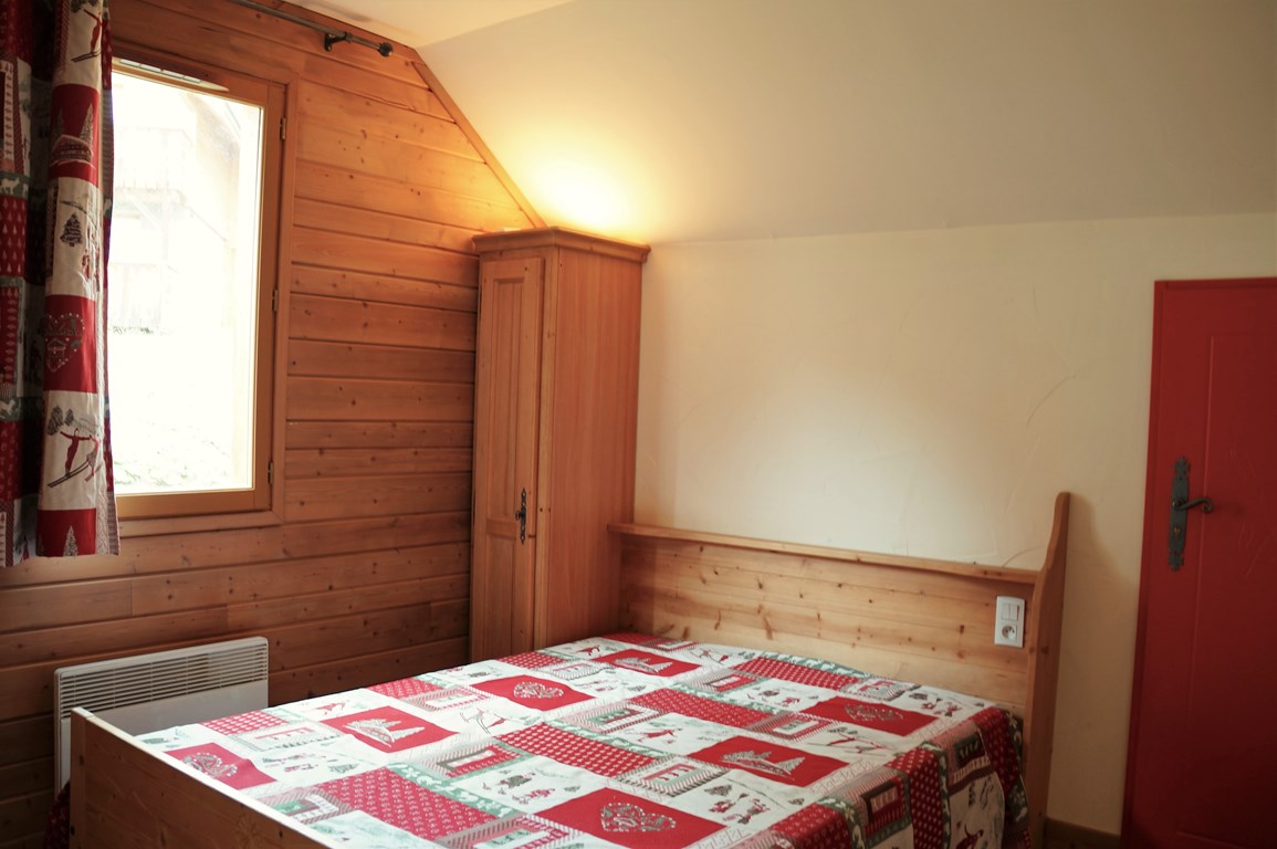 Joli chalet en bois de standing à Praloup 1500