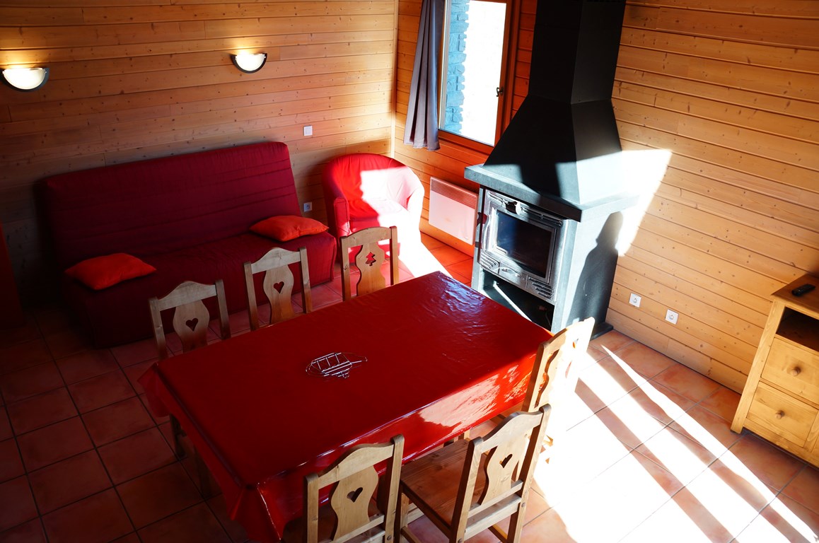 Demi chalet 2 chambres avec magnifique vue sur les montagnes