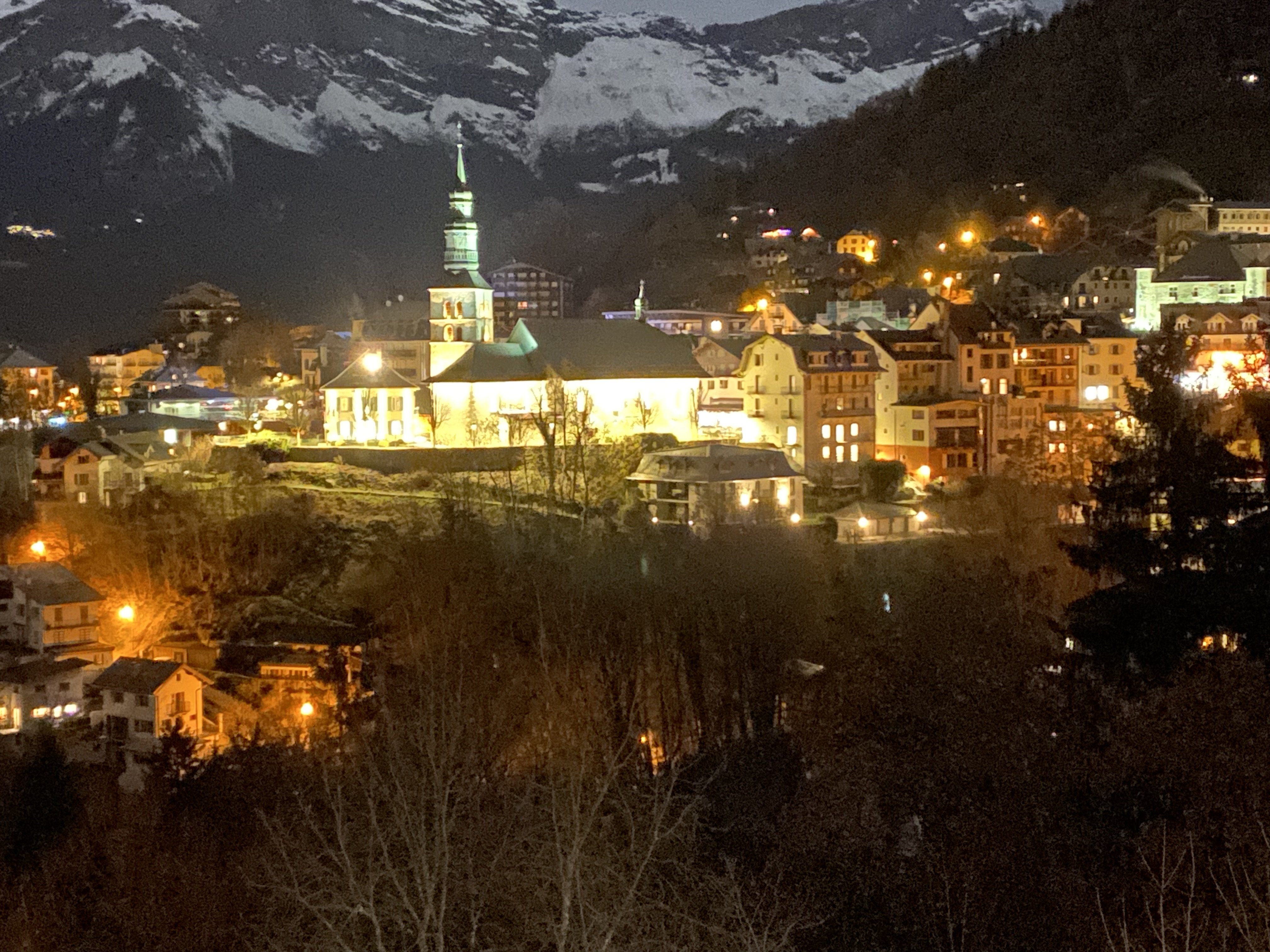 Au pied de l’Alpin (Bettex) et du Valléen (SNCF) !