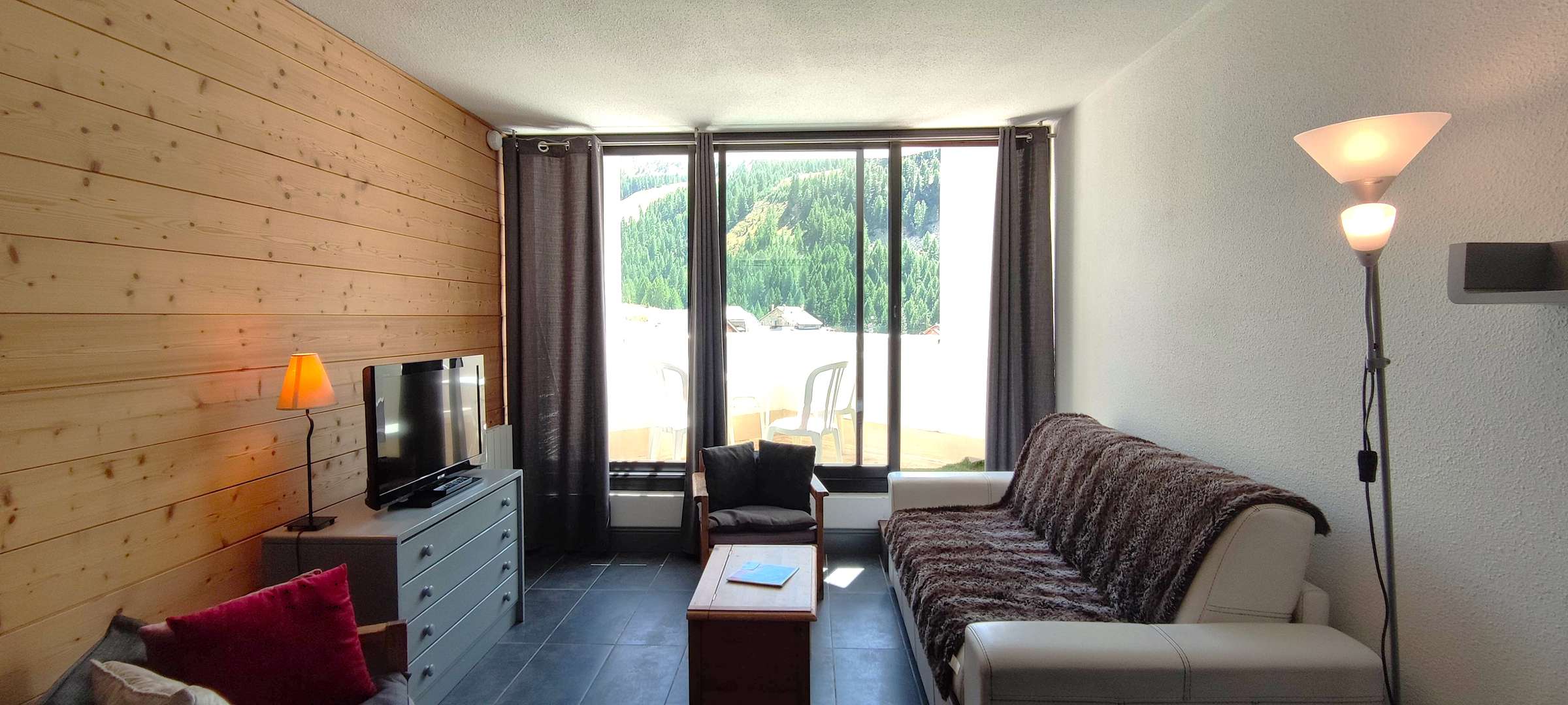 STUDIO 4 FRONT DE NEIGE SUD