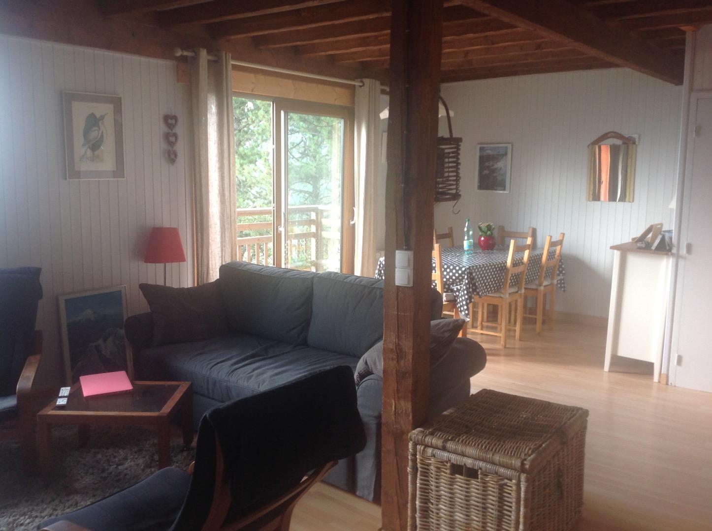 Chalet vue imprenable lac et montagne.105 m2 .7 couchages