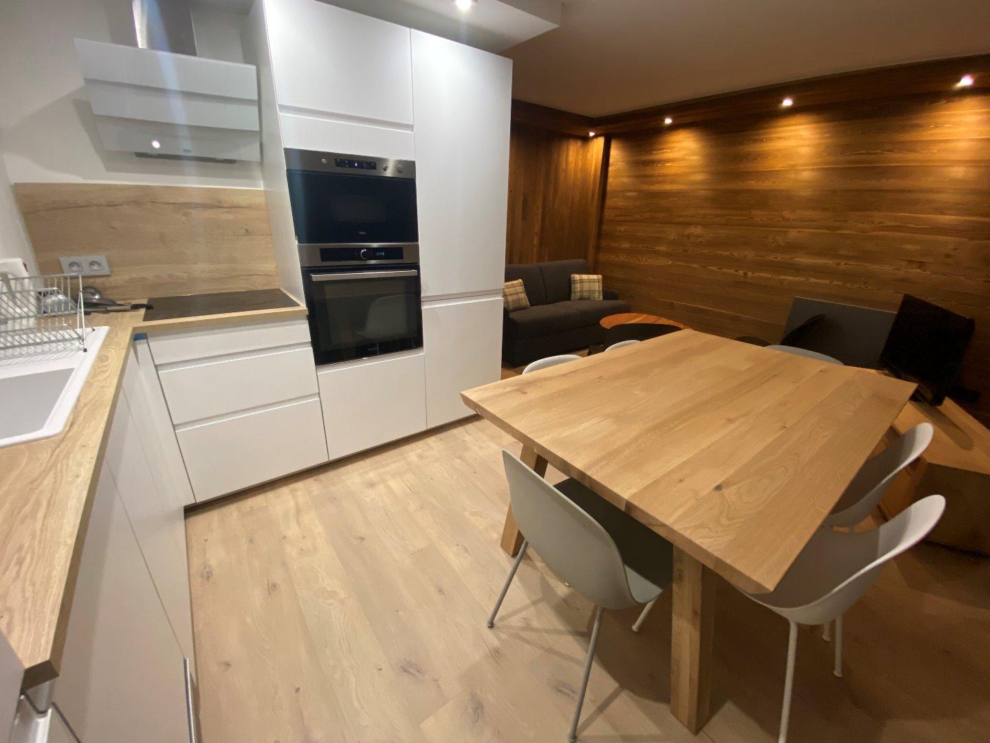 Plein ciel b - 2 chambres refait à neuf ambiance chalet