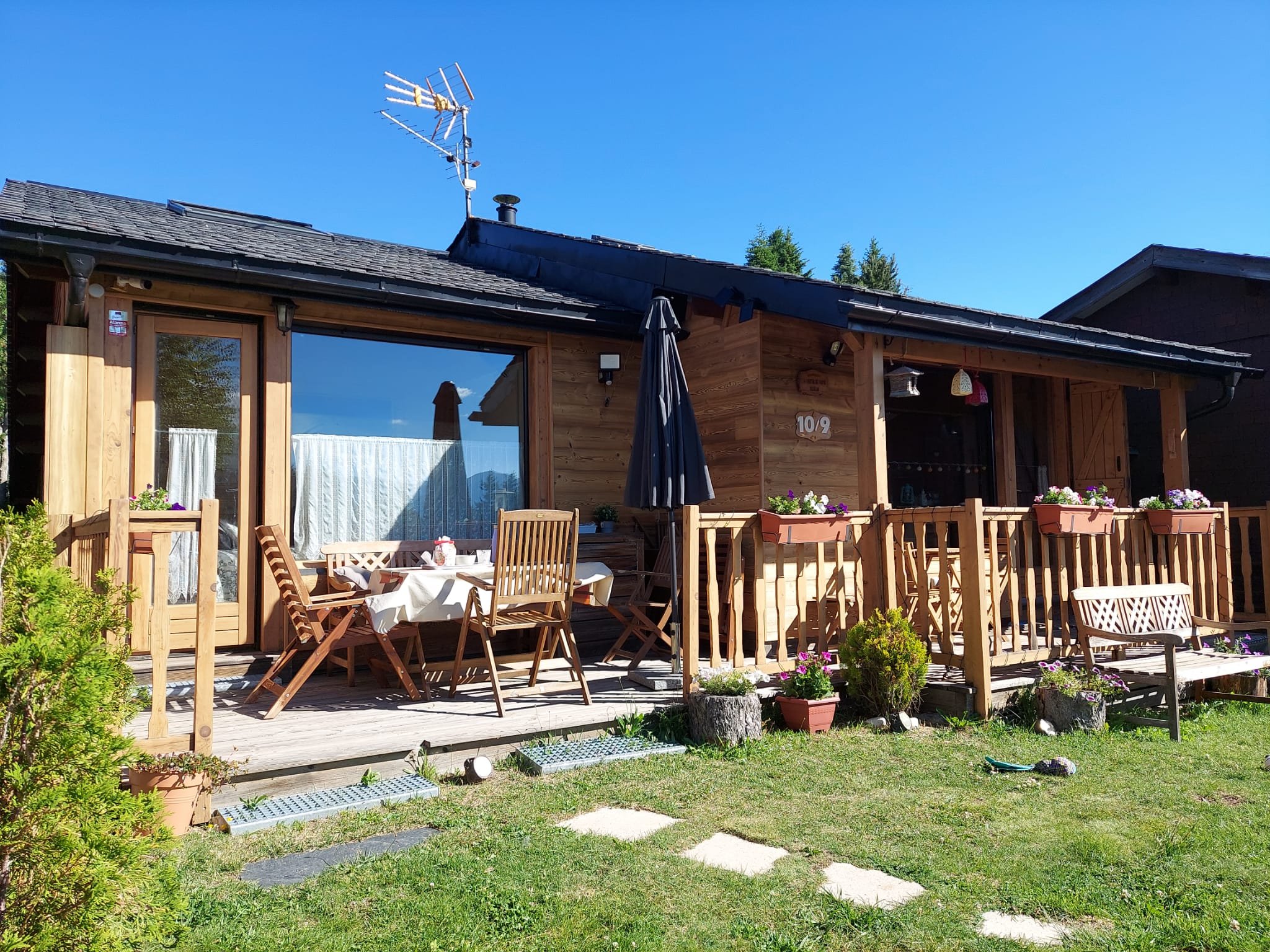Chalet en bois pied des pistes pyrénées 2000 - wifi - 9 personnes