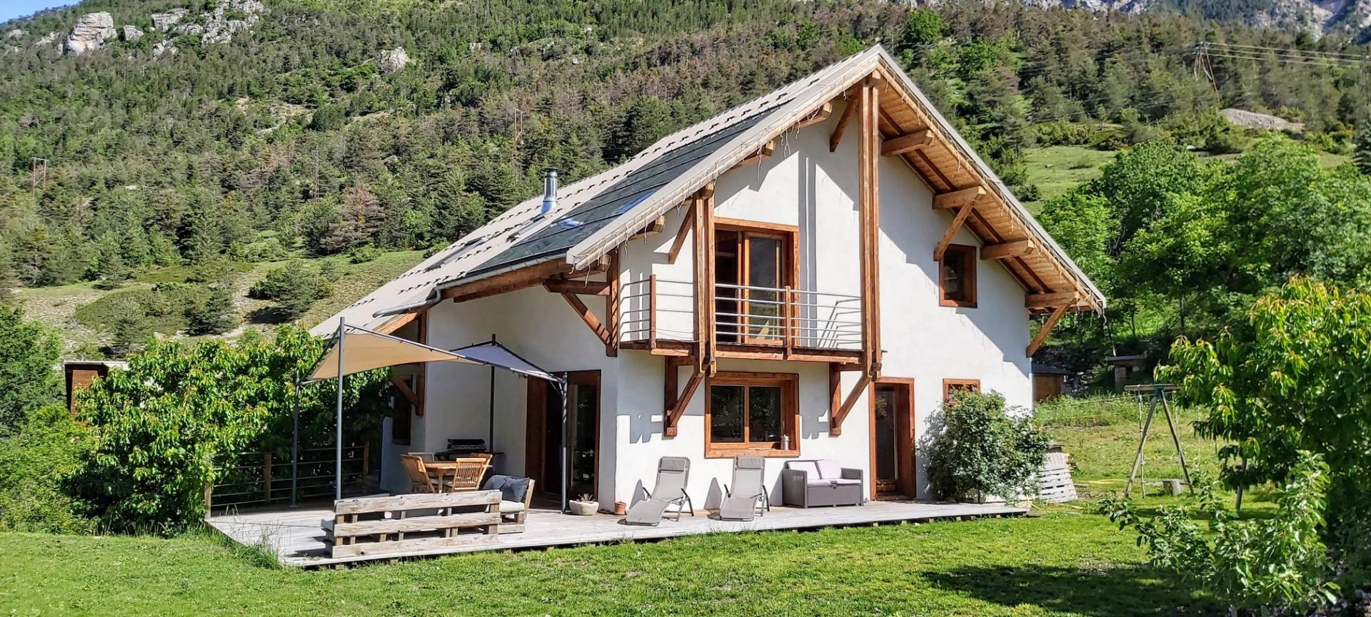 MAISON CHALET STANDING